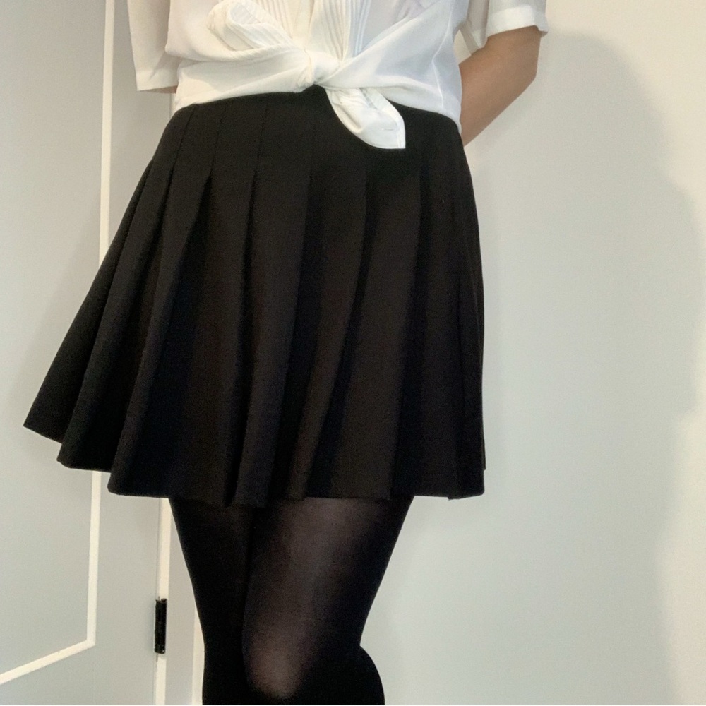 GAP pleated mini skirt